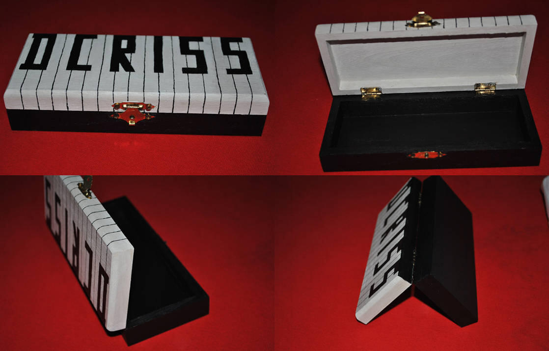 Little DCriss Box (2011)